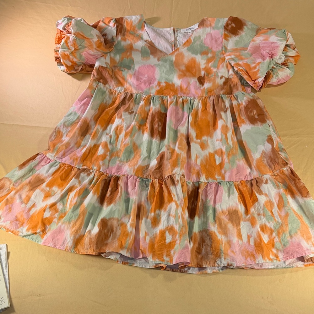 Avatar women’s mini dress size medium V-neck floral multicolored